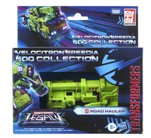 Load image into Gallery viewer, Transformers 500 collection ROAD HAULER Voyager class