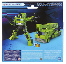 Load image into Gallery viewer, Transformers 500 collection ROAD HAULER Voyager class