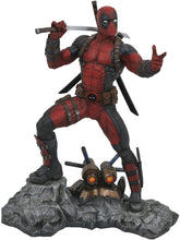 Load image into Gallery viewer, Marvel Collection Deadpool Statue