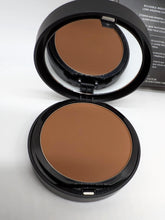 Load image into Gallery viewer, BareMinerals BAREPRO™ Performance wear powder foundation - Shade: Expresso 27
